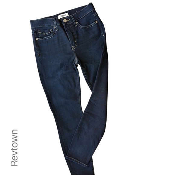 REVTOWN | NWOT SKINNY ANKLE JEANS DARK WASH DENIM | SIZE: 26 - Picture 1 of 12